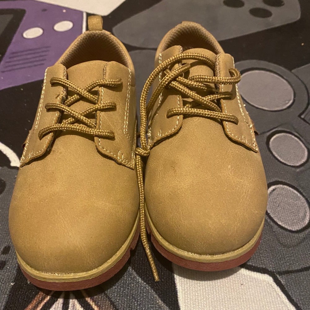 BRAND NEW boys loafer